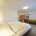 Berghof Hotell 3*