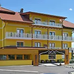 Berghof 3* Millstatt