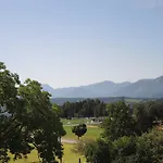 Berghof Hotell 3*