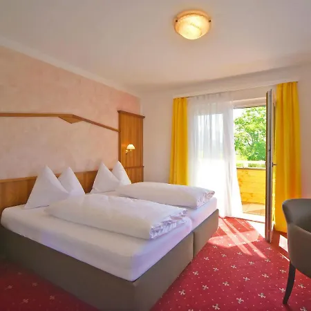 Berghof 3*