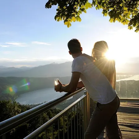 Berghof Hotel 3*