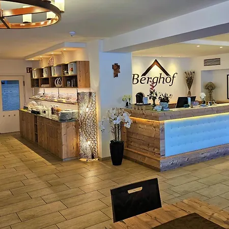 Berghof 3* 米尔施塔特